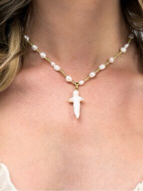 New with dustbag Oshena Pearl Necklace with Cross Pendant Retsils $210